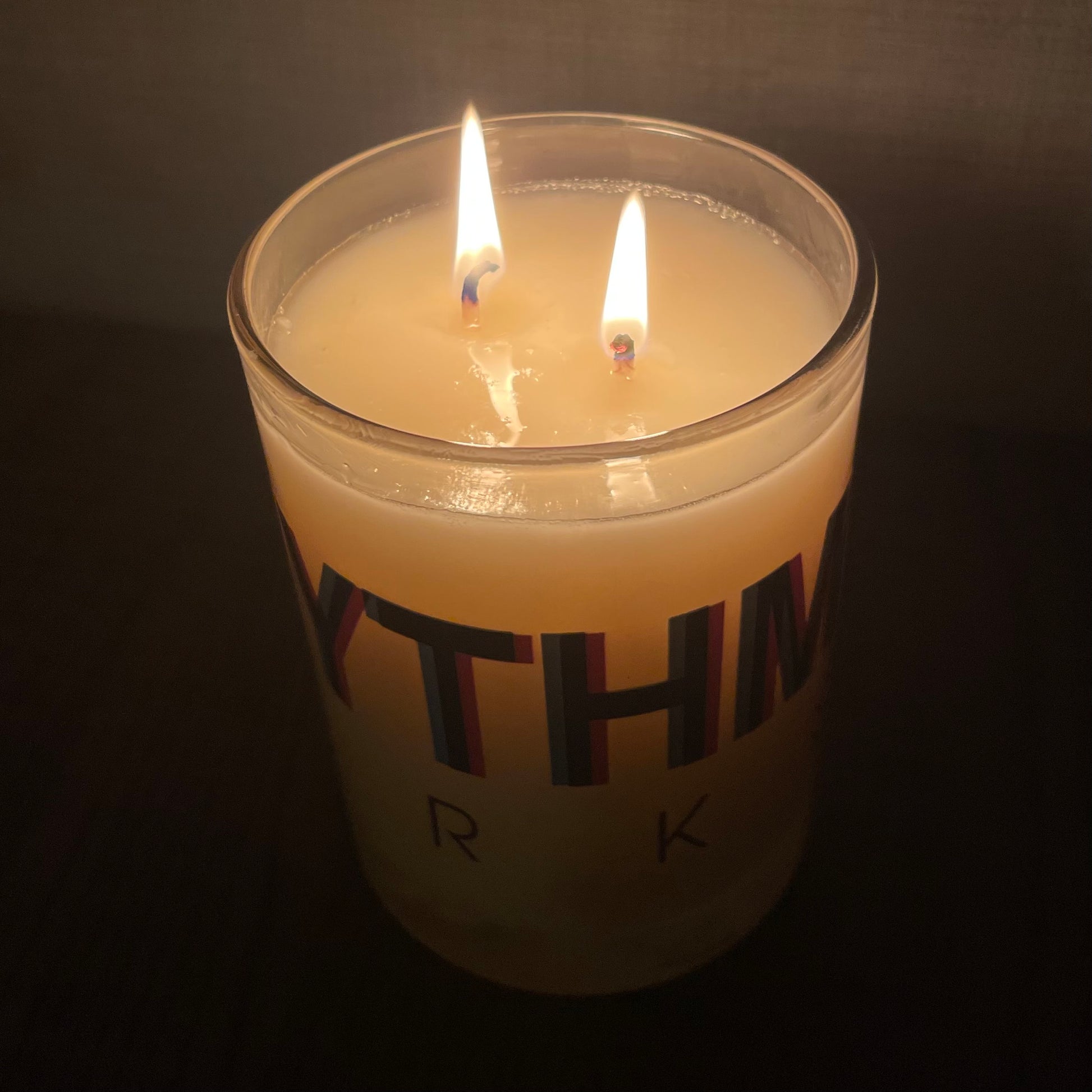 PRYTHMWORKS AROMATIC RELAXATION CANDLE